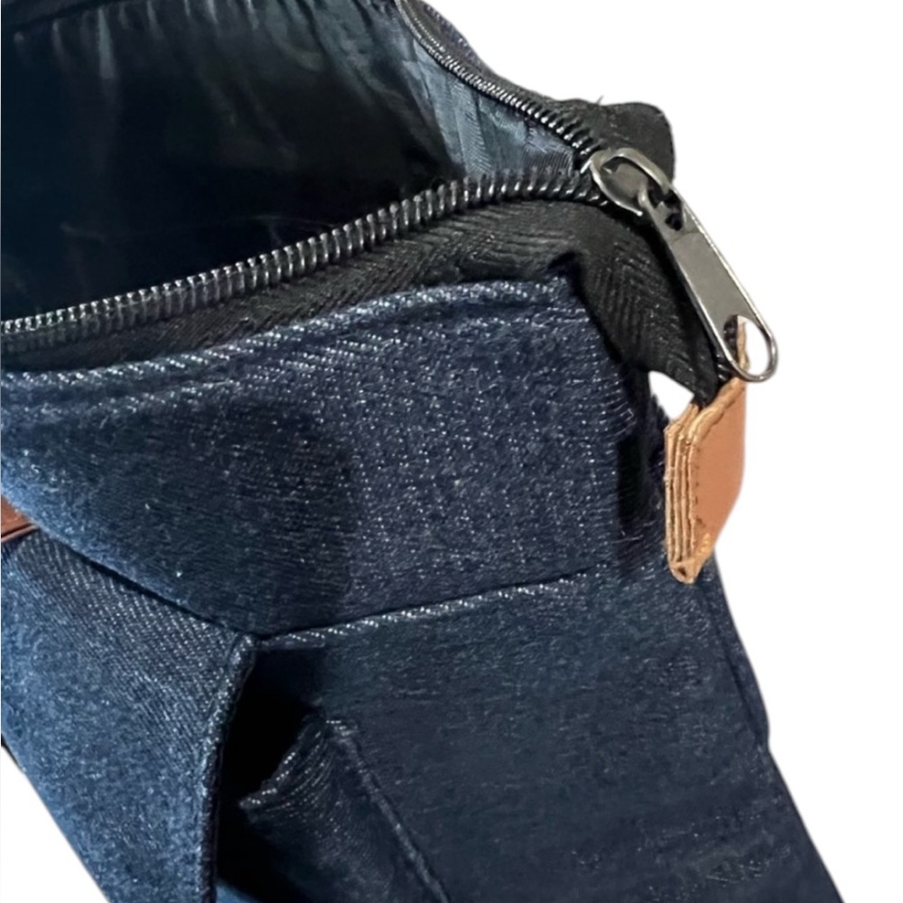 Guess dark wash denim backpack/bag tote - Picture 9 of 11